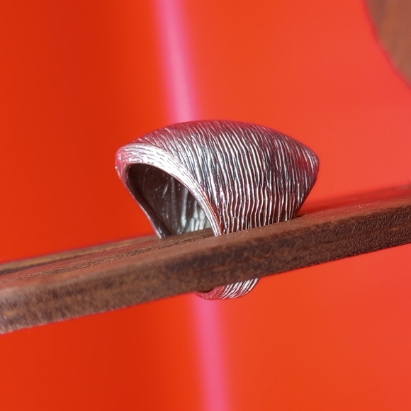 Statement Ring - Picture 4 of 4